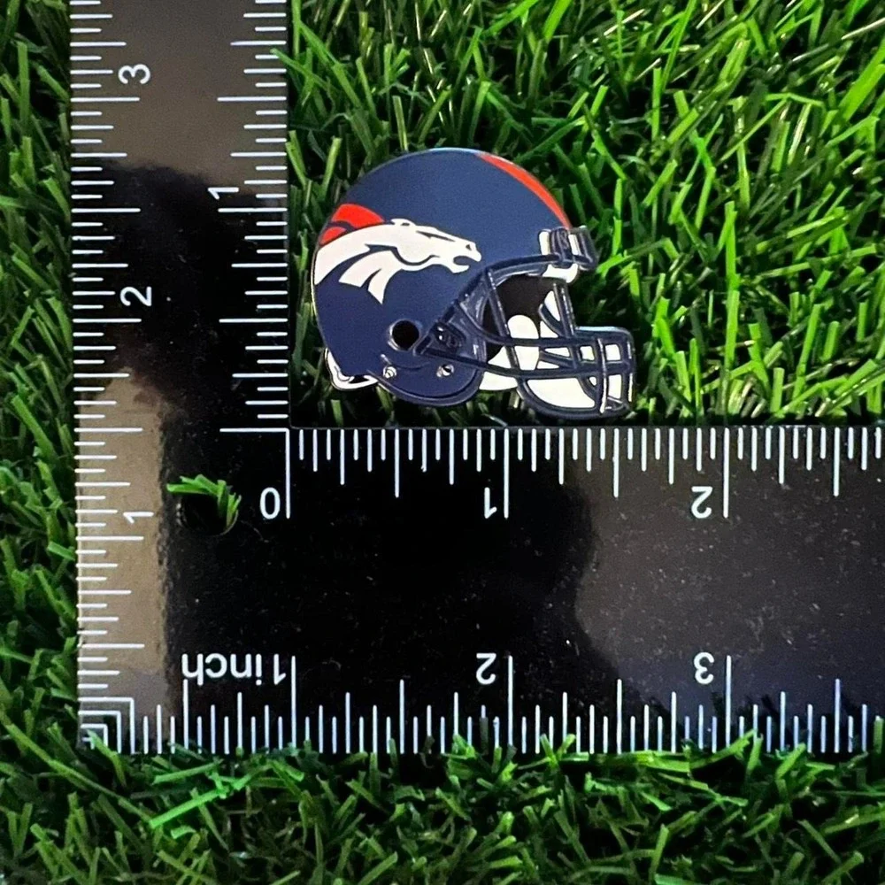 Broncos helmet pin